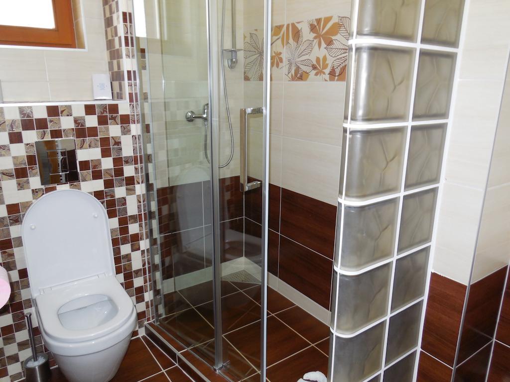 Penzion Pod Brezinou Trenčín Kamer foto