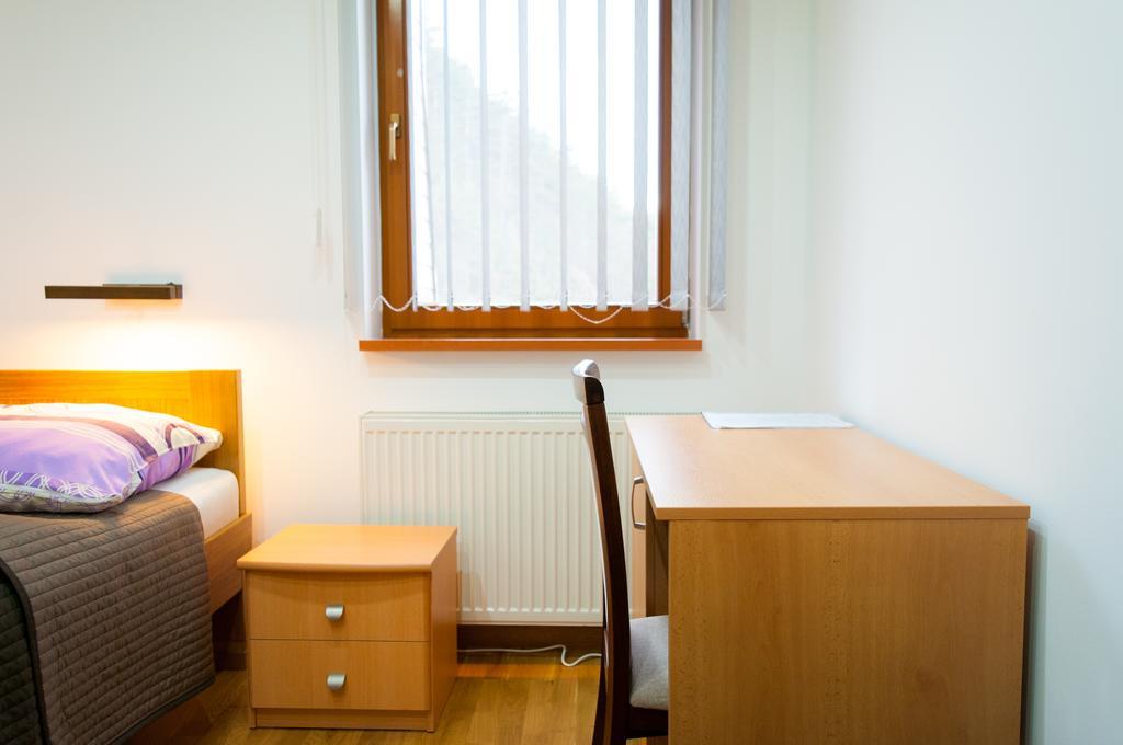 Penzion Pod Brezinou Trenčín Buitenkant foto